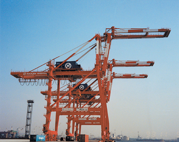 1984 Articulated Boom Cranes